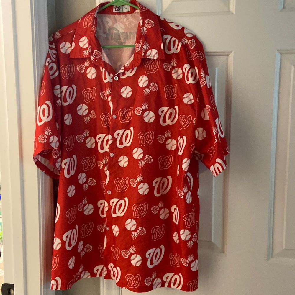 Men’s Hawaiian Washington Nationals Button Down Shirt